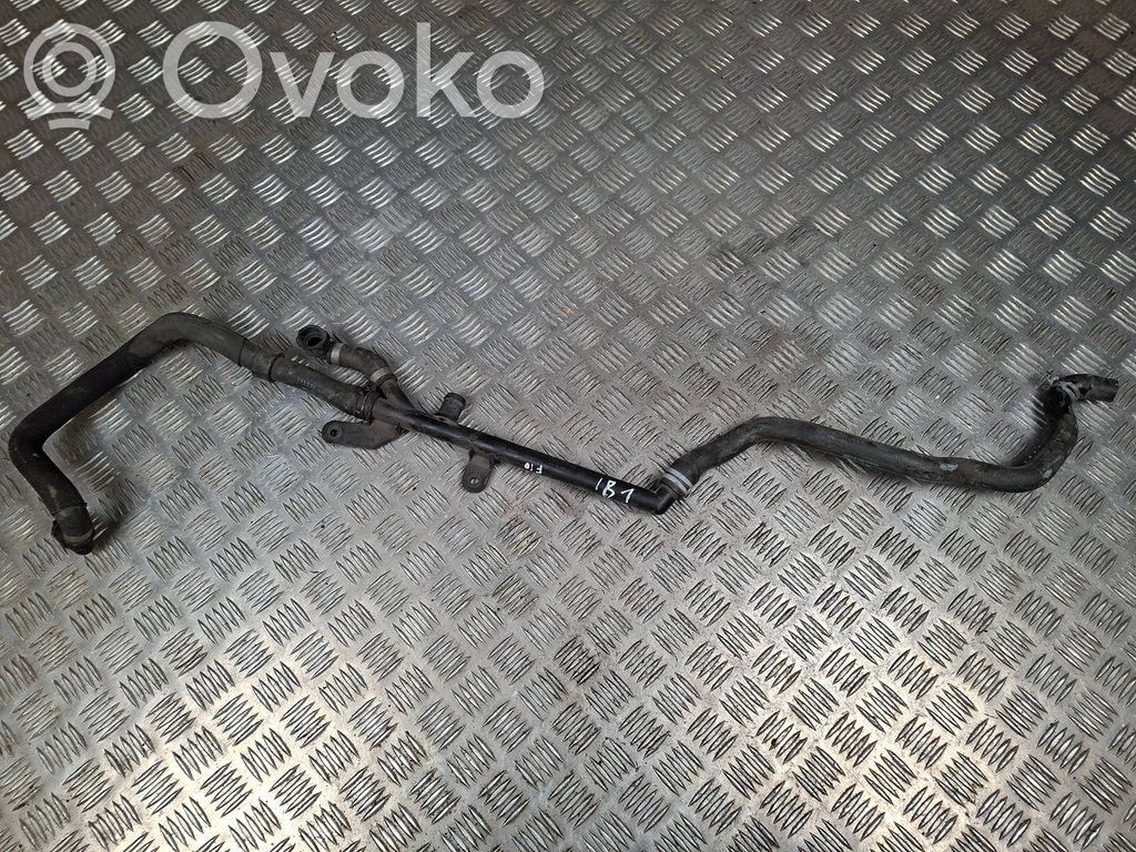 BMW 5 F10 F11 Przewód / Wąż chłodnicy 