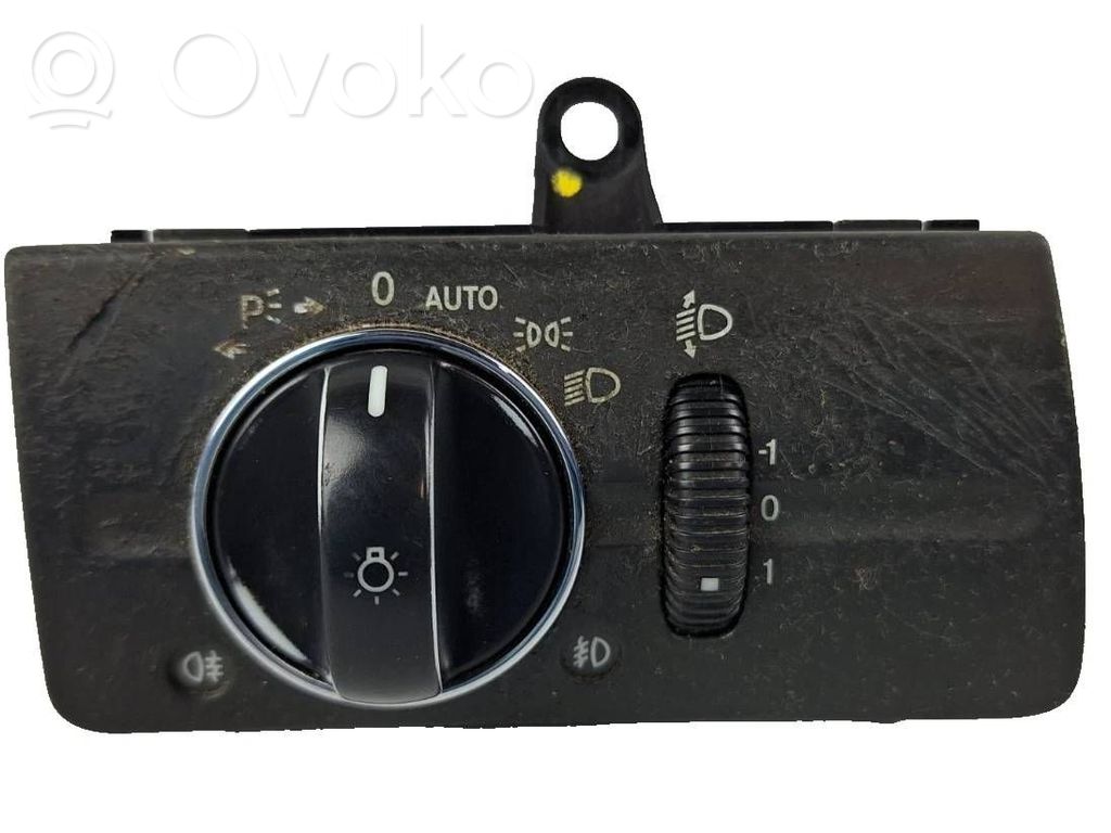 Mercedes-Benz E W211 Interruptor de luz 