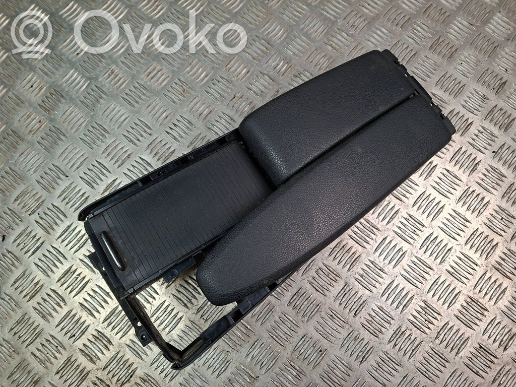 Mercedes-Benz C W204 Podłokietnik tunelu środkowego 