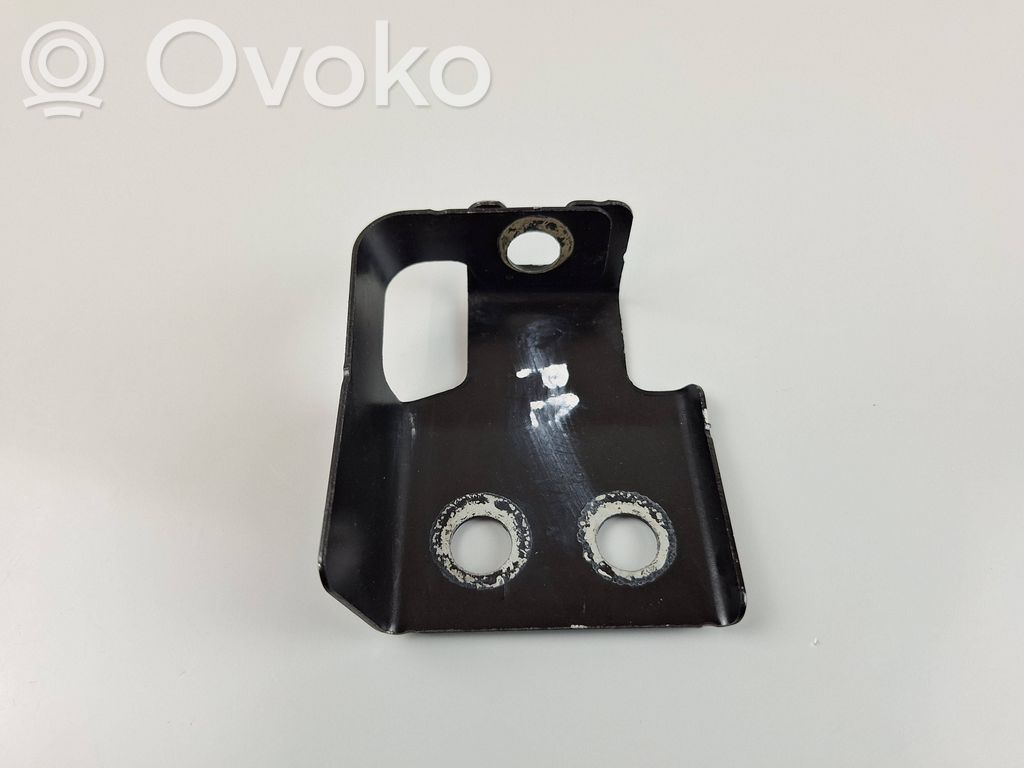 Uchwyt / Mocowanie błotnika przedniego   HK8316150AB,HK8316150AB