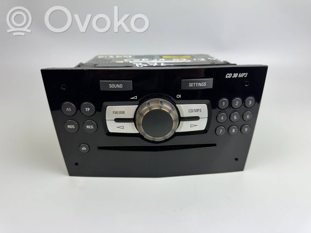 Opel Corsa D Panel / Radioodtwarzacz CD/DVD/GPS 