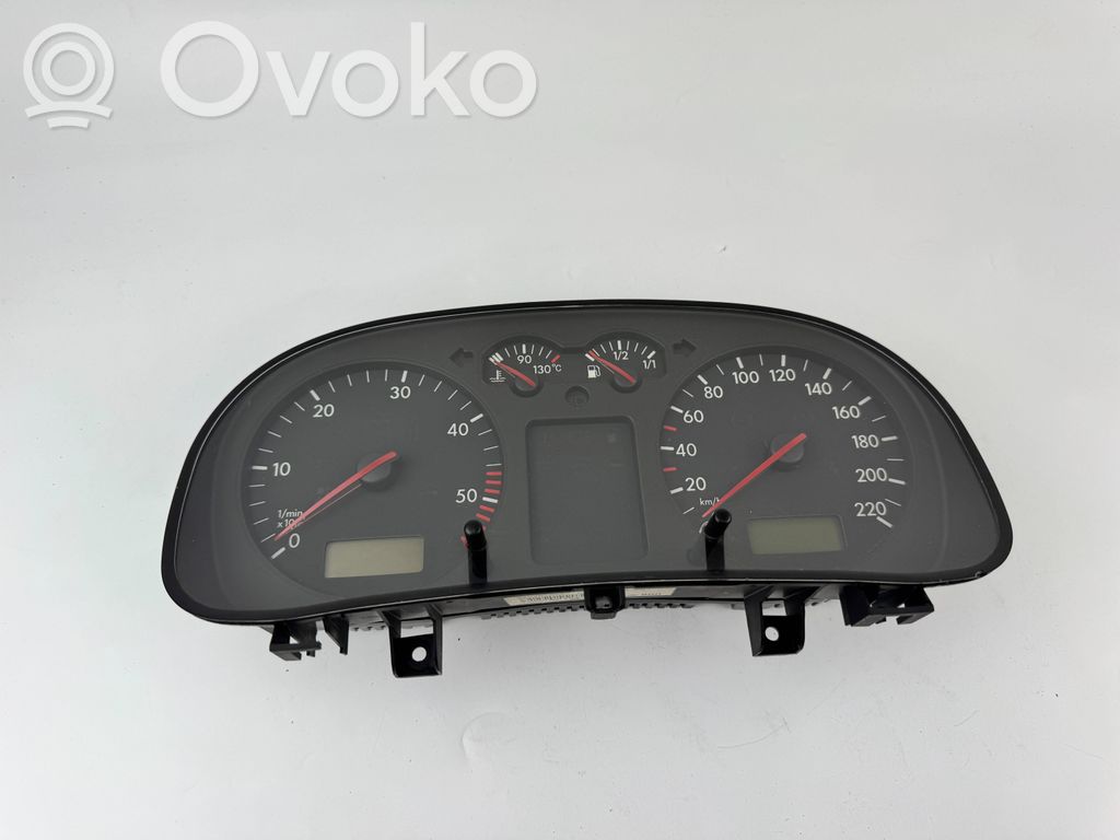 Volkswagen Golf V Nopeusmittari (mittaristo) 