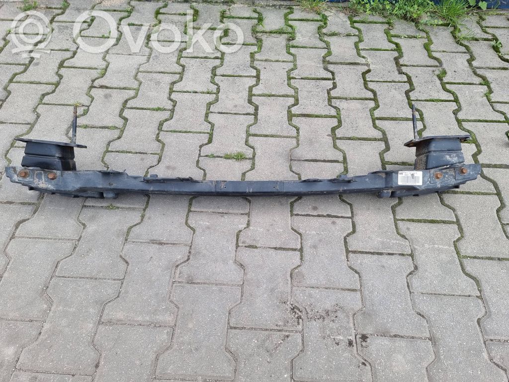 KIA Rio Takapuskurin poikittaistuki 