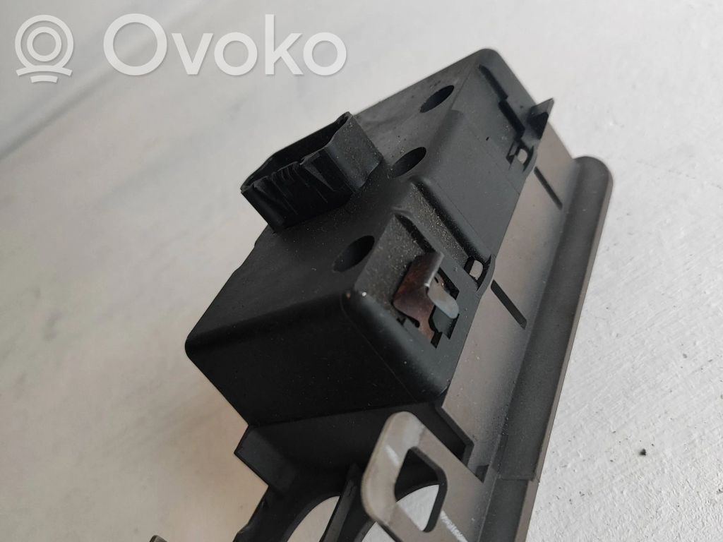 Light switch   P0TH131L5AC,1510925725,746746083