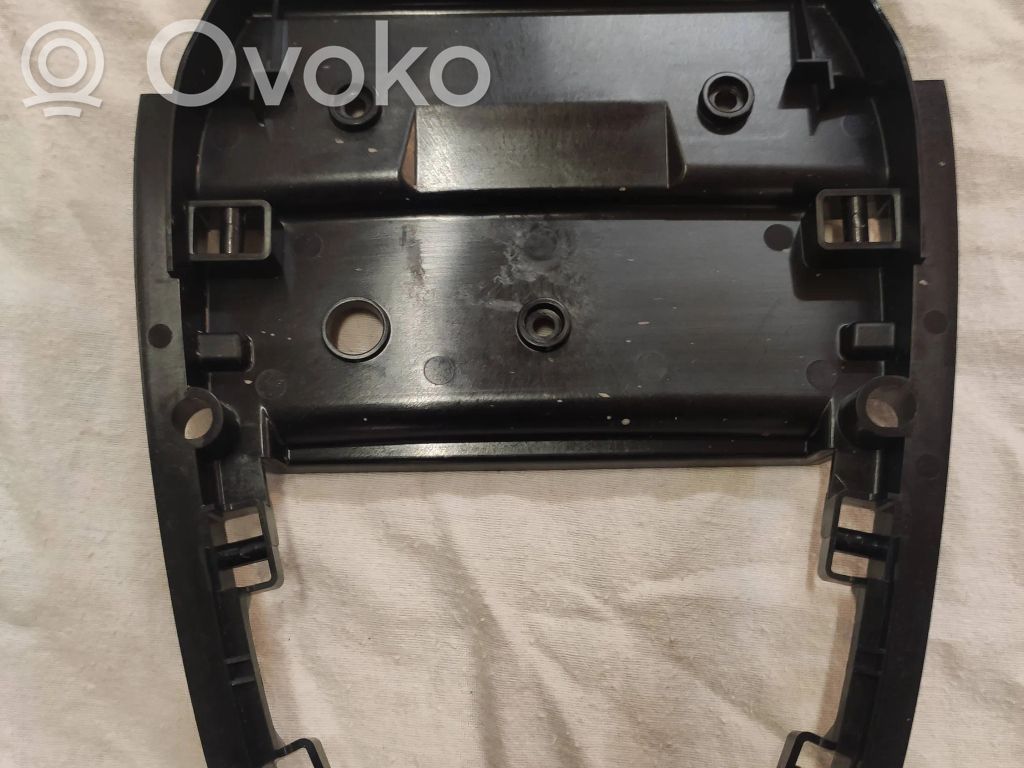 Volvo S60 Kita salono detalė 