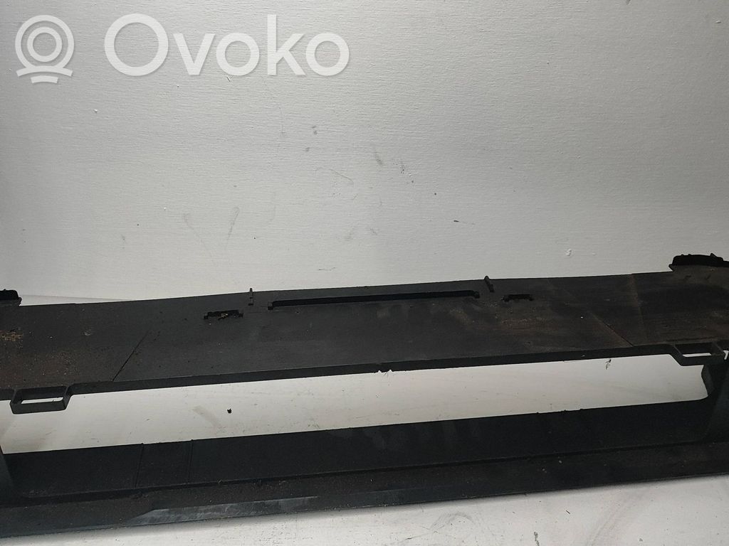 BMW 5 E60 E61 Radiatoru panelis 