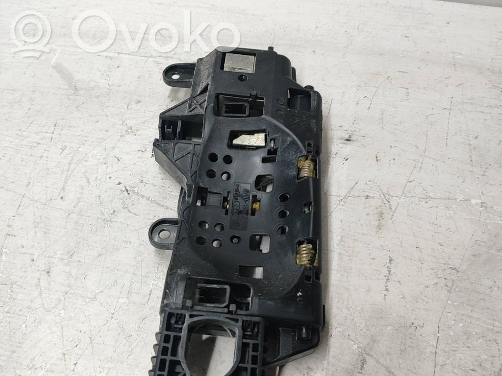 Audi A5 Manecilla/asa externa de la puerta delantera 