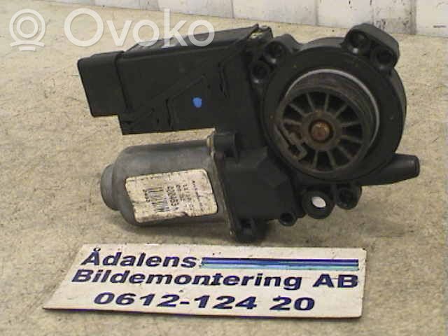 Renault Laguna II Front door window regulator motor 