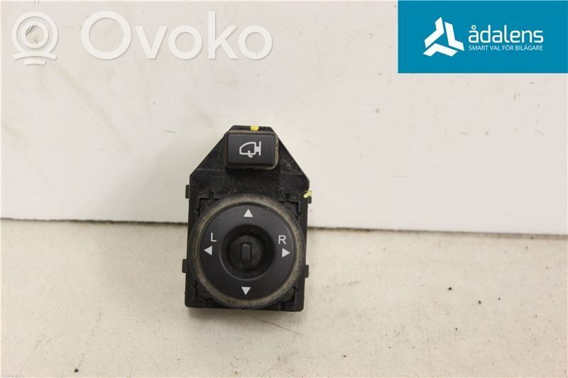 KIA Ceed Wing mirror switch 