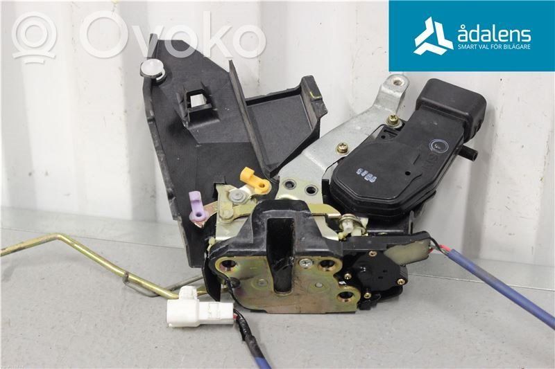 Toyota Corolla E110 Centrālās atslēgas motoriņš 