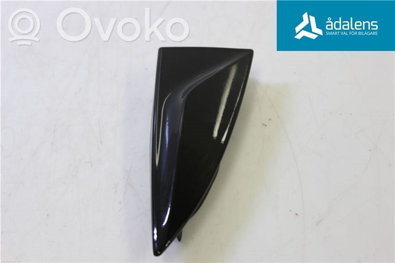 Renault Clio IV Tailgate/trunk spoiler 