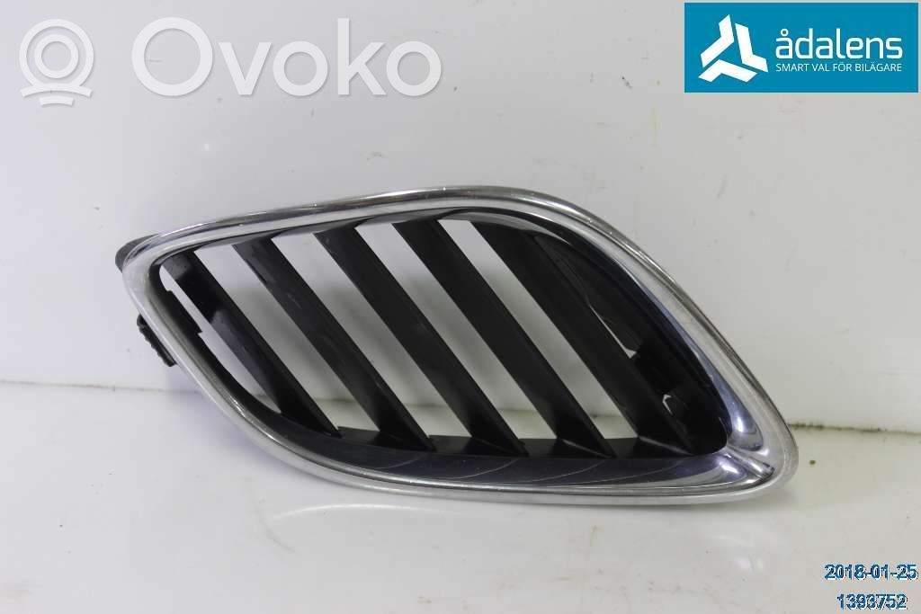 Saab 9-5 Front bumper lower grill 