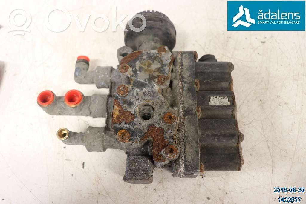 Volvo S90, V90 Scheinwerfer 