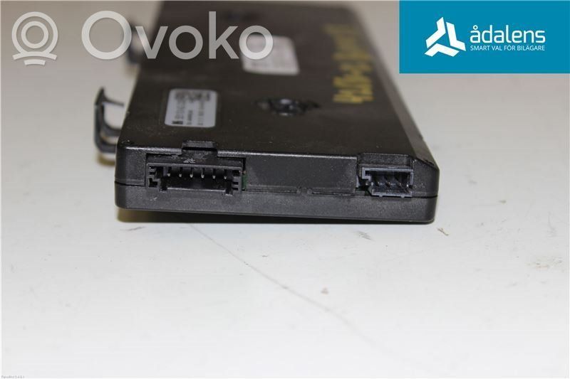 BMW X3 F25 Aerial antenna amplifier 