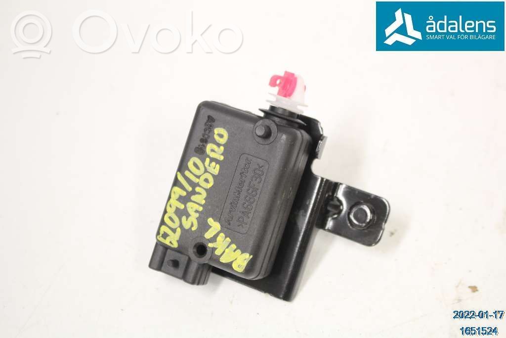 Dacia Sandero Loading door lock 
