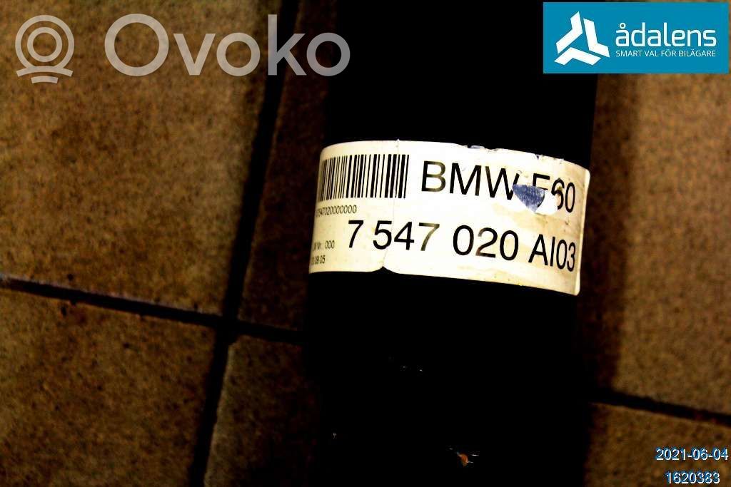 BMW 5 E60 E61 Kardanas komplekte 