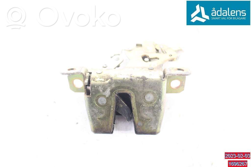 Volvo 940 Spyna galinio dangčio 