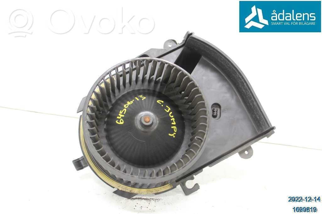 Mazā radiatora ventilators   1613566380