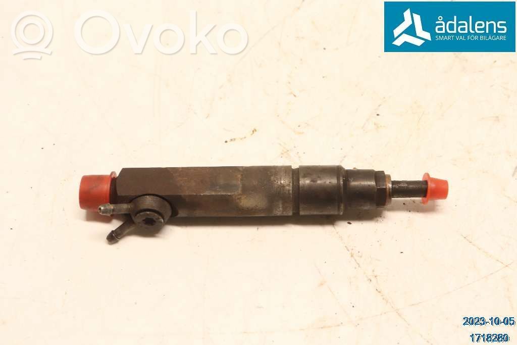 Volvo S70  V70  V70 XC Wtryskiwacz paliwa 