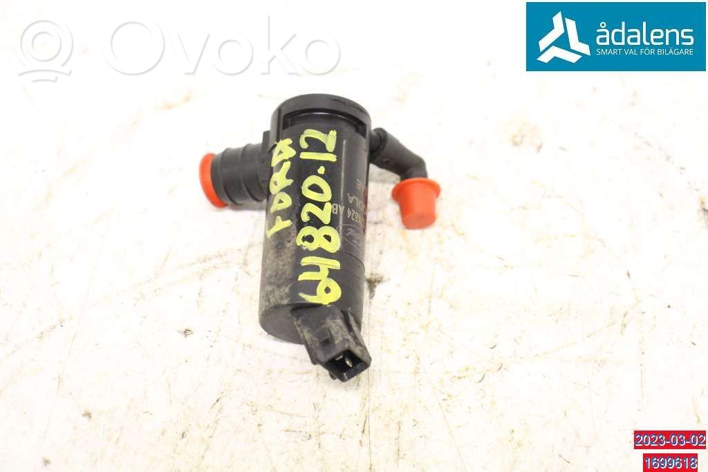 Ford Focus Windscreen/windshield washer pump 