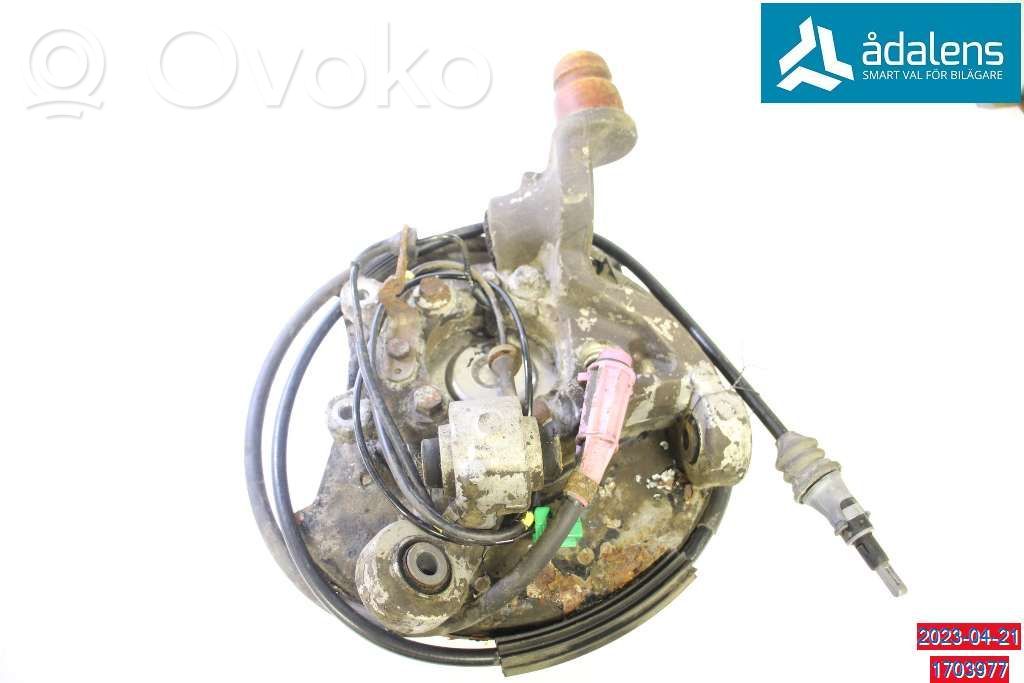 Volvo S60 Priekinė stebulė 