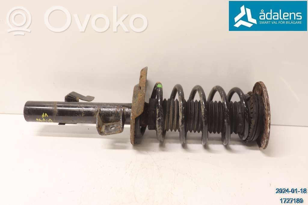 Volvo V70 Amortyzator osi przedniej ze sprężyną 