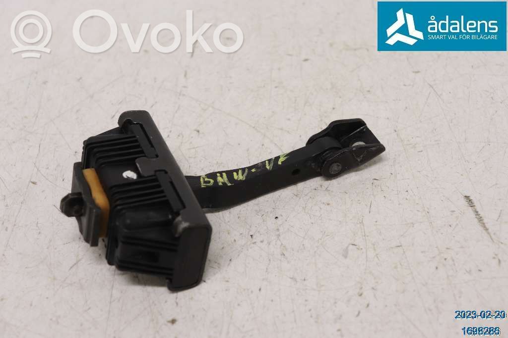 BMW 1 E82 E88 Front door check strap stopper 