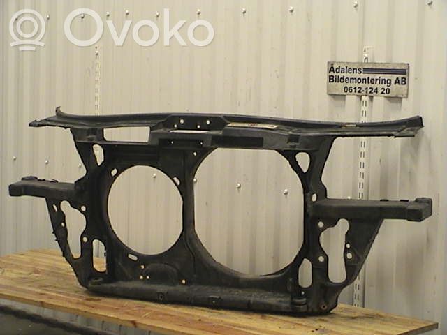Audi A6 S6 C5 4B Radiatorių panelė 