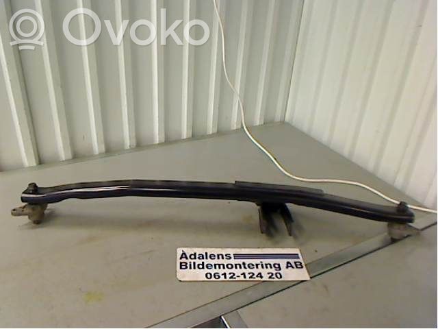 Volvo XC70 Engine mounting bracket 