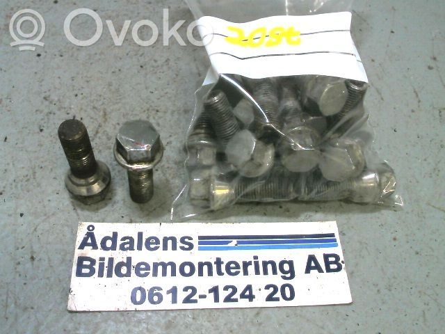 Volvo S80 Tuercas/tornillos 