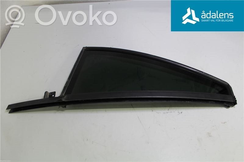 Volvo XC90 Ventanilla de ventilación de la puerta trasera 