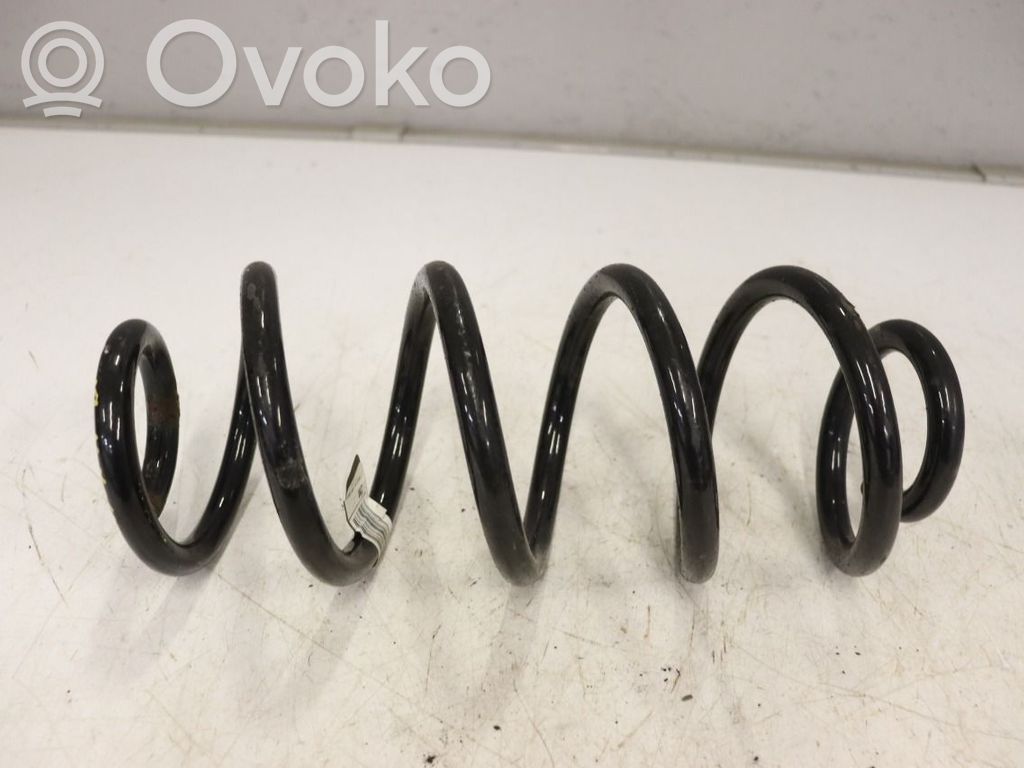 Volvo XC40 Rear coil spring 
