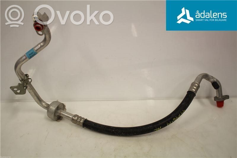 Ford Focus Ilmastointilaitteen putki (A/C) 