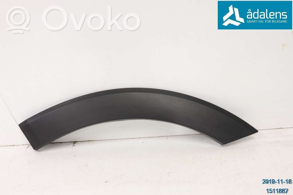 Front arch trim   1844901