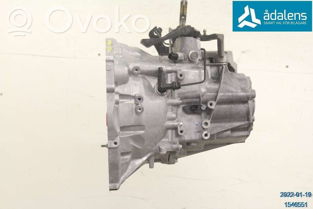 Volvo V40 Manualna 6-biegowa skrzynia biegów 
