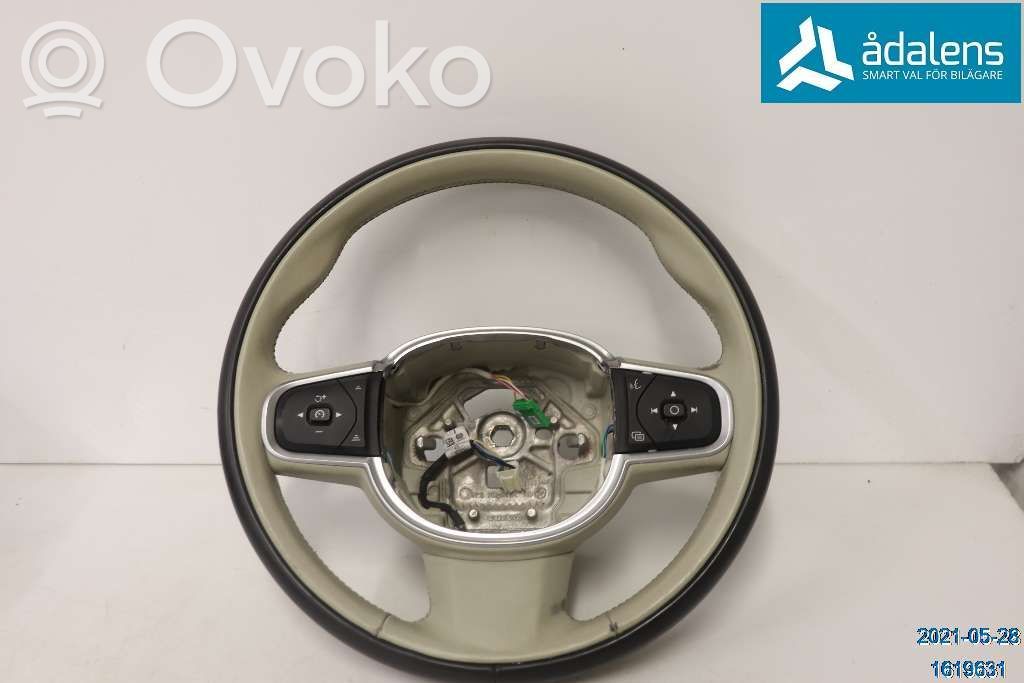 Volvo XC90 Ohjauspyörä 