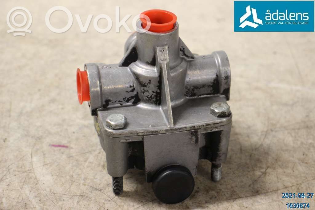 Volvo S90, V90 Scheinwerfer 