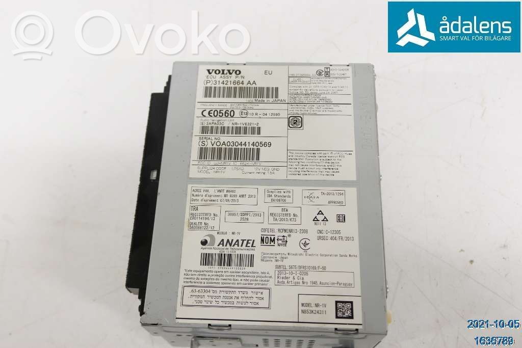 Volvo V70 Radio/CD/DVD/GPS head unit 