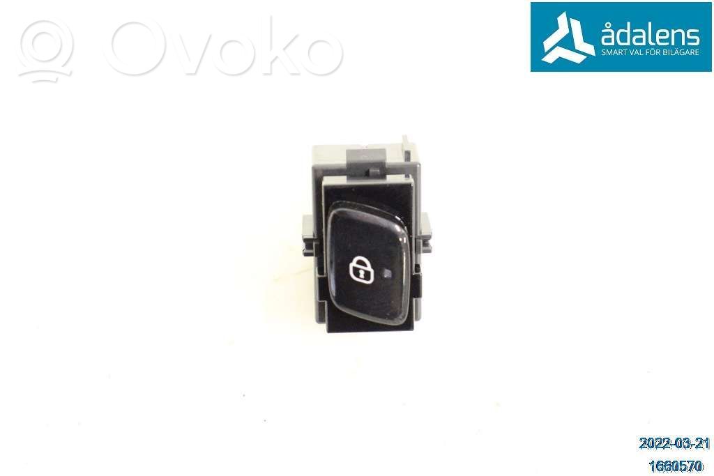 Volvo XC90 Central locking switch button 