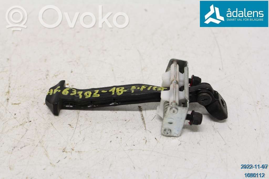 Ford Fiesta Etuoven pidätin 