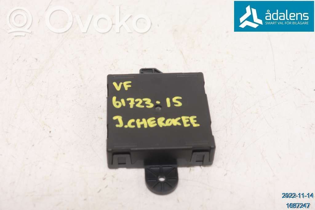 Unité de commande module de porte   68111321AG
