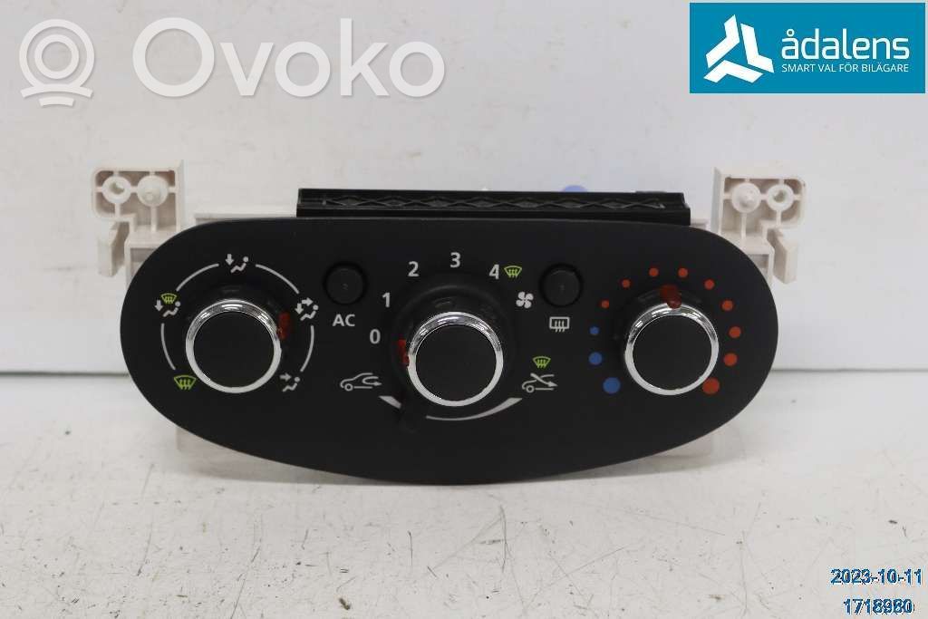 Dacia Sandero Climate control unit 