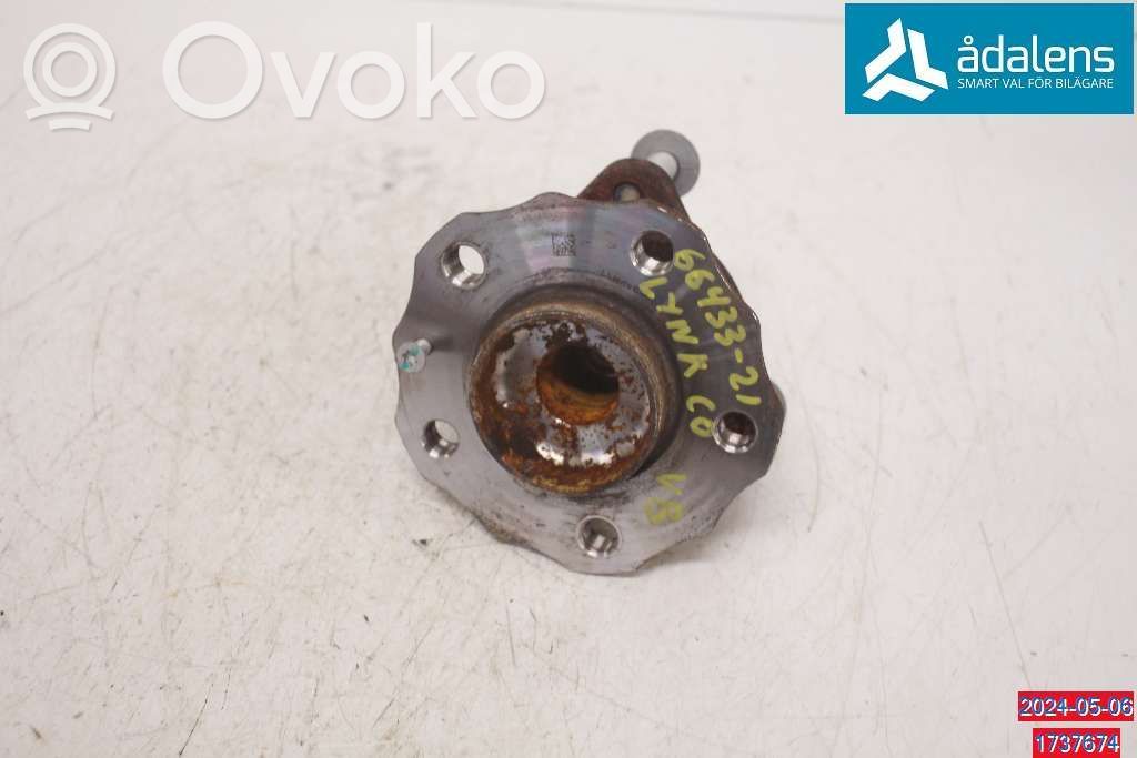 Piasta z łożyskiem koła tylnego   8891481862