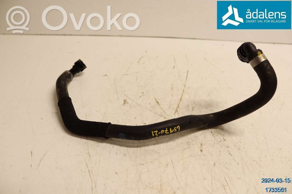 Volvo XC90 Oil cooling pipe 