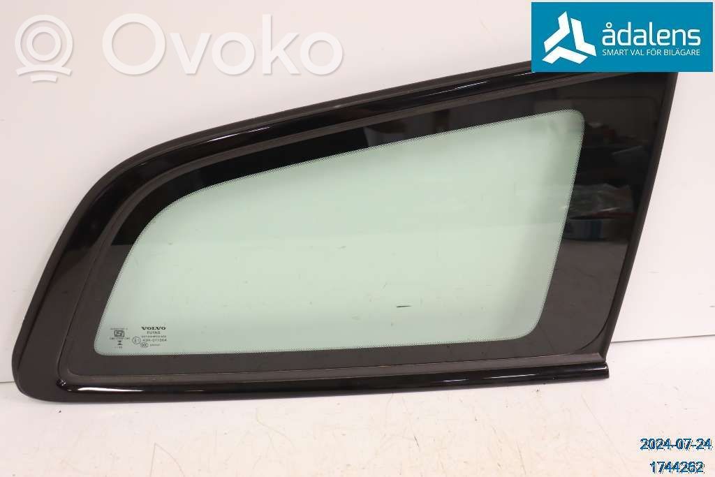 Volvo V60 Ventanilla de ventilación de la puerta trasera 