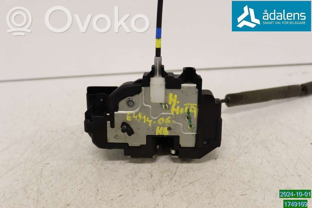 Central locking motor   825009U10D
