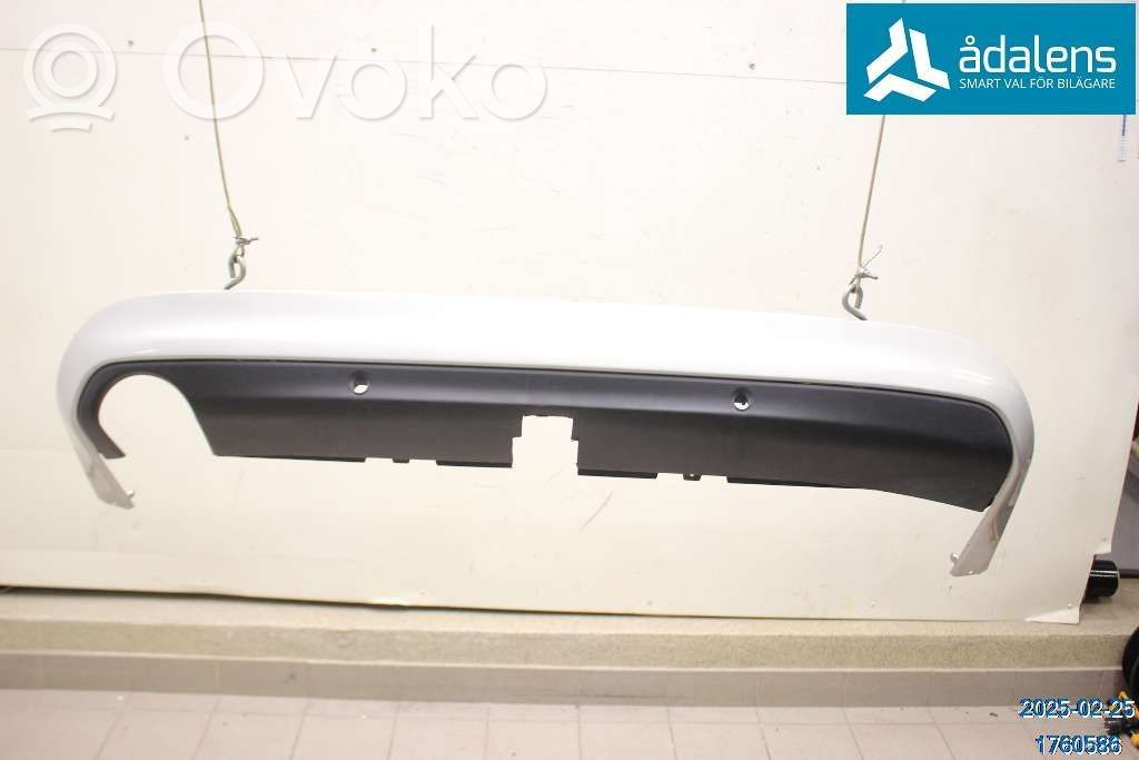 Volvo V60 Rear bumper lower part trim 