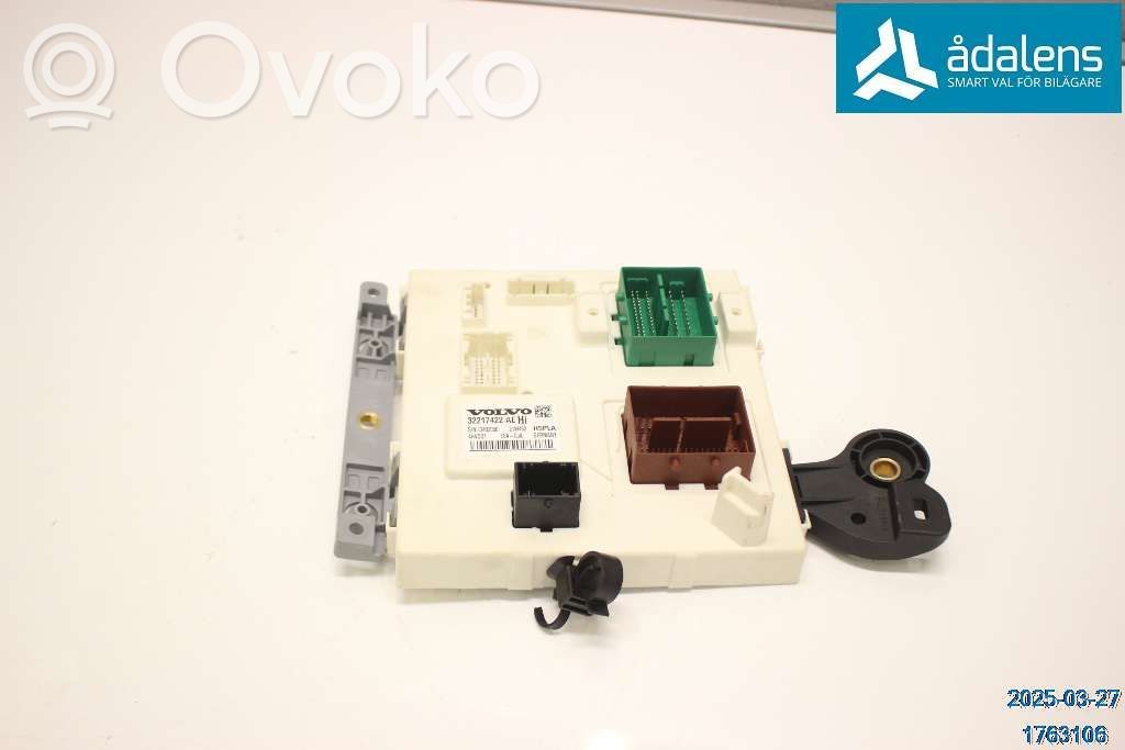 Volvo V60 Fuse module 