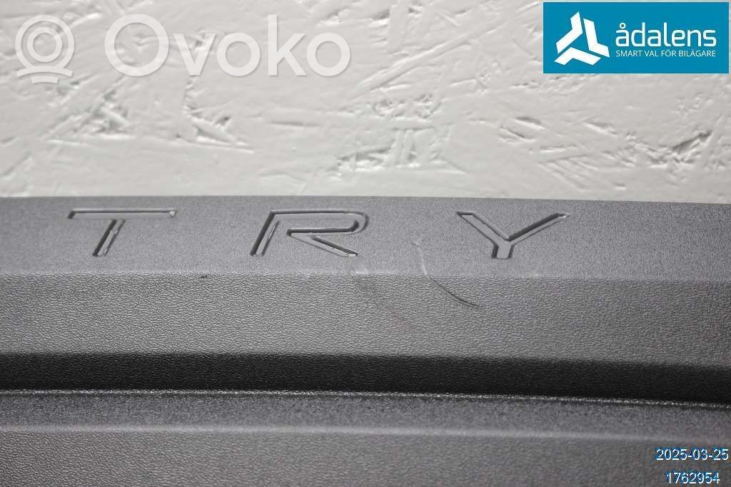 Volvo V60 Moldura inferior del parachoques trasero 
