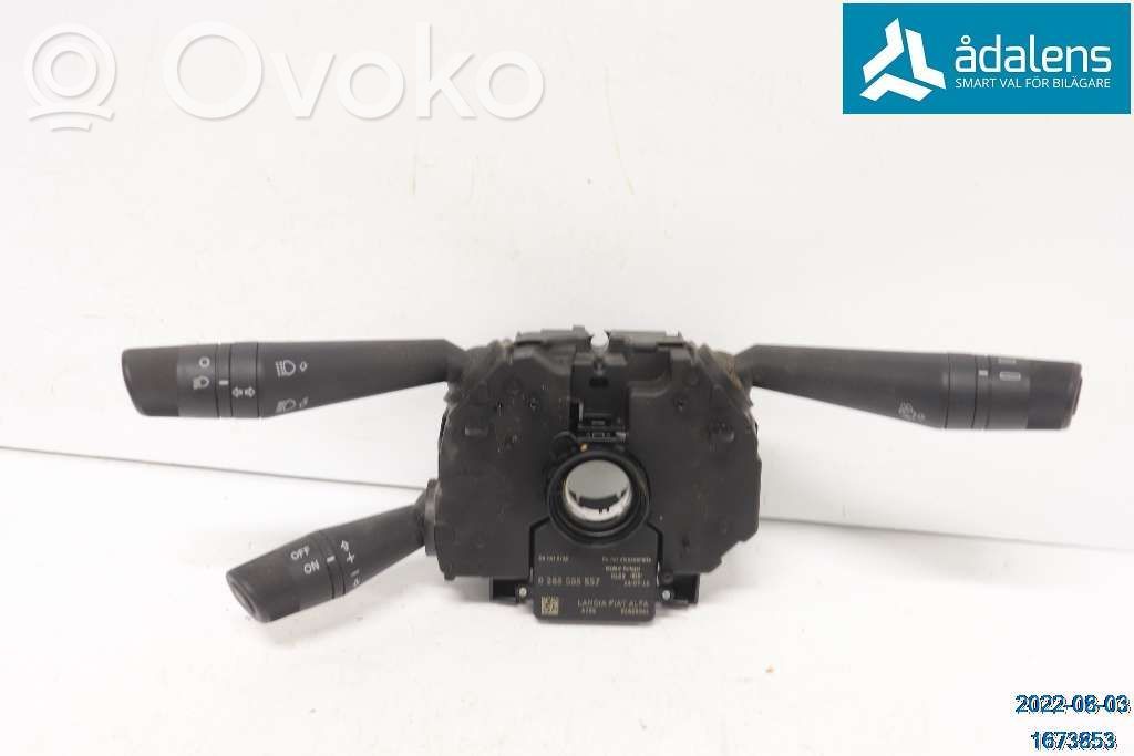 Iveco Daily 6th gen Interruptor/palanca de limpiador de luz de giro 
